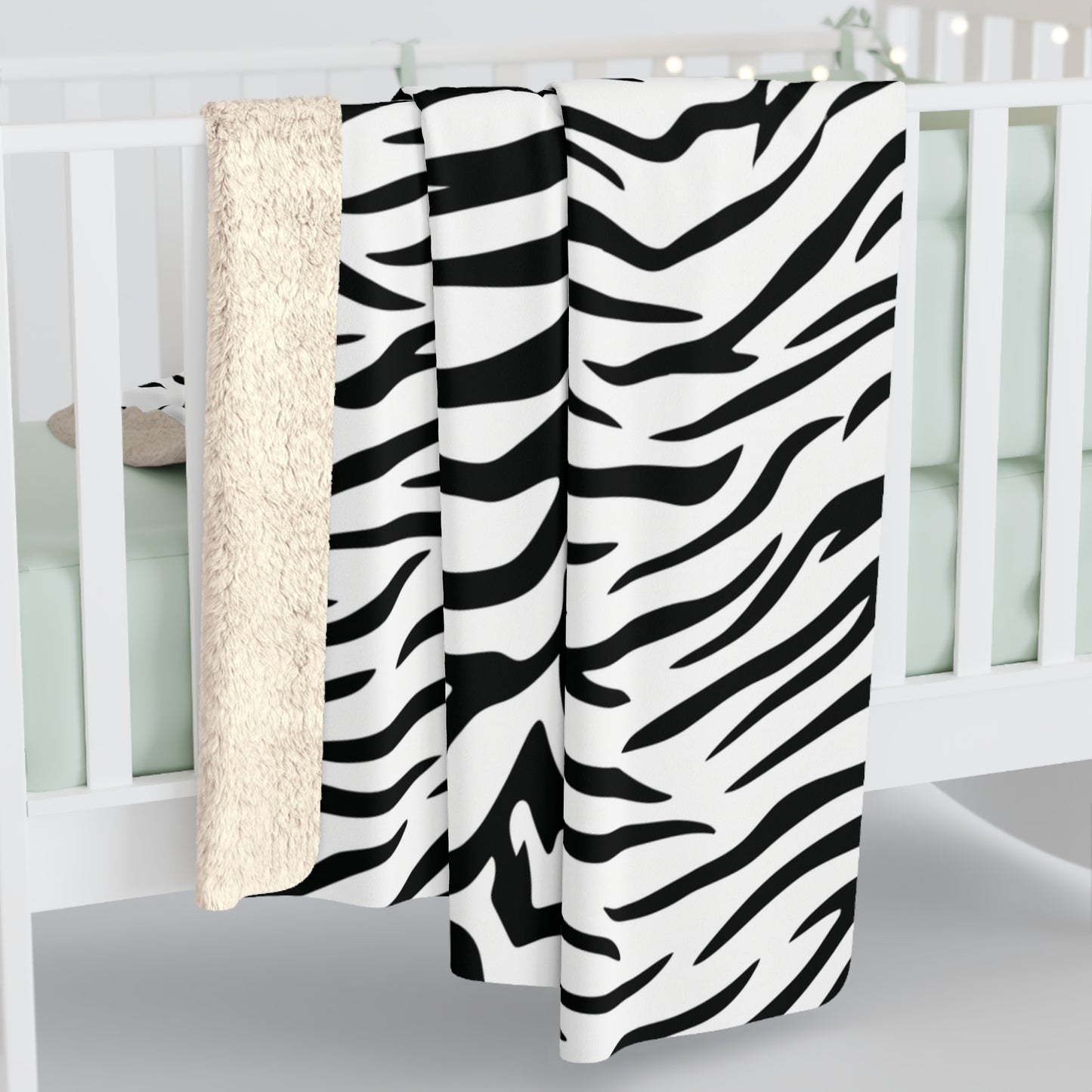 Zebra Print Sherpa Blanket — Cozy Faux Fur Fleece Throw