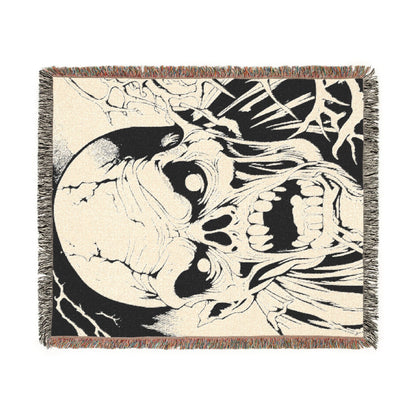 Skull & Roots Woven Blanket — Gothic Skull Throw for Halloween Décor