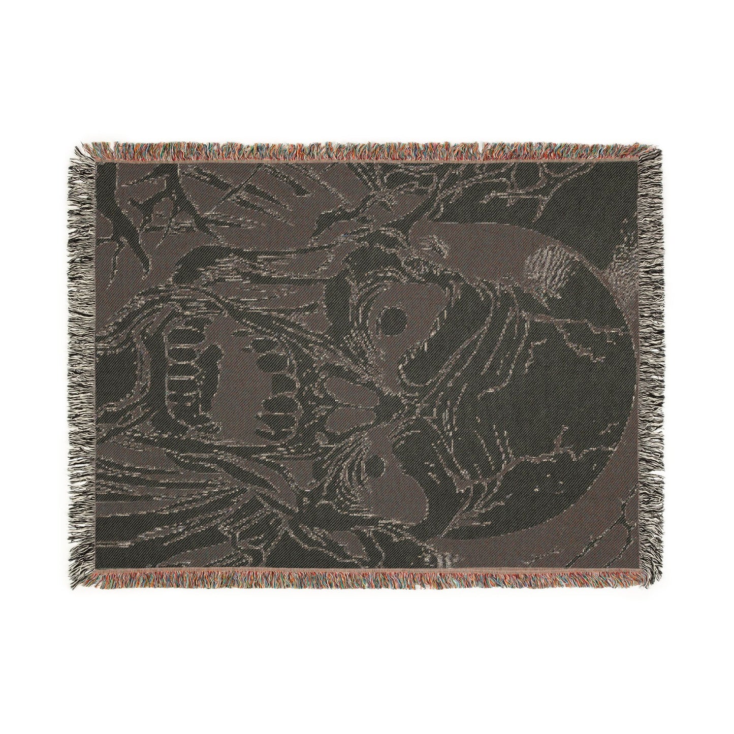 Skull & Roots Woven Blanket — Gothic Skull Throw for Halloween Décor